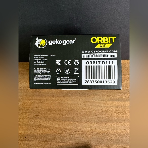 NIB GekoGear Orbit D111 1080p Reliable Dash Camera 
3” Touch Screen Wide Angle - Picture 3 of 3